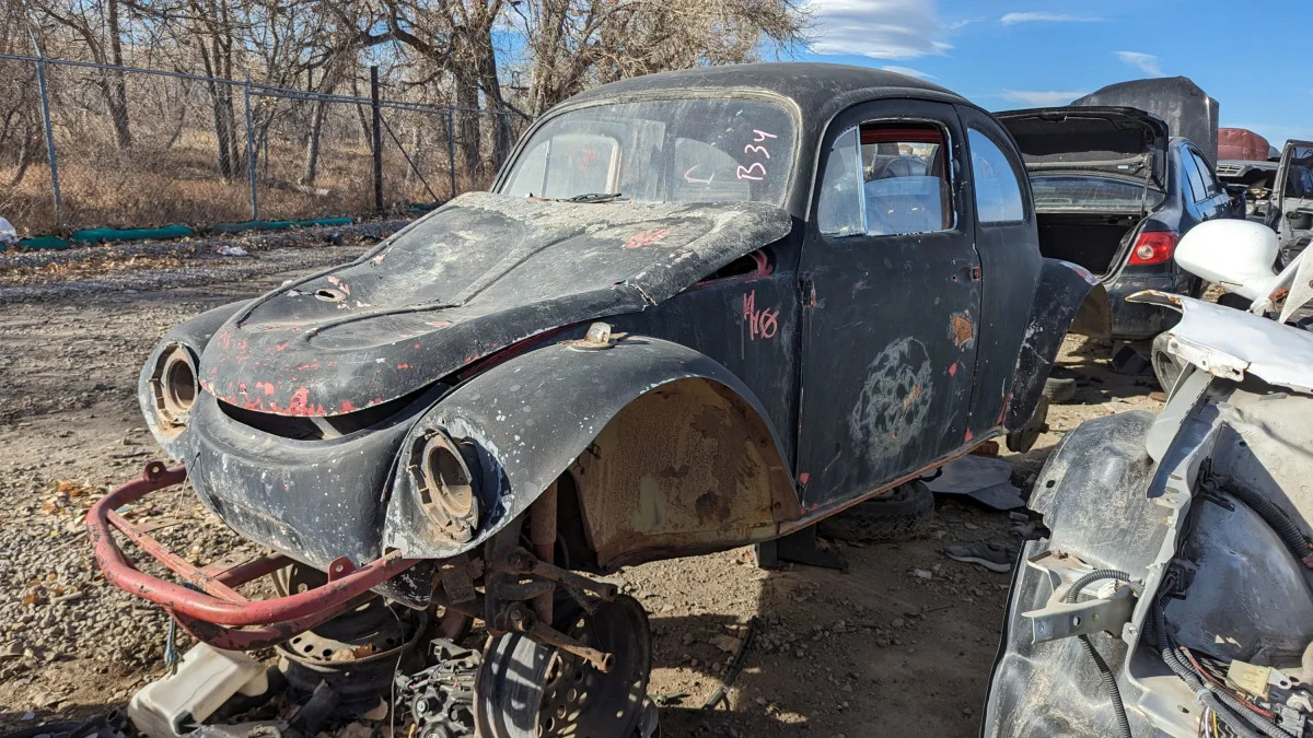 99 - 1961 Volkswagen Baja Bug in Colorado junkyard - photo by Murilee Martin