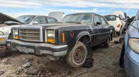 <h6><u>Junked 1980 Ford Granada 4-Door Sedan</u></h6>