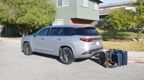 <h6><u>Lexus TX Luggage Test: How much fits behind the third row?</u></h6>