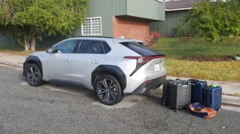 <h6><u>Toyota bZ4X and Subaru Solterra Luggage Test: How big is the trunk?</u></h6>